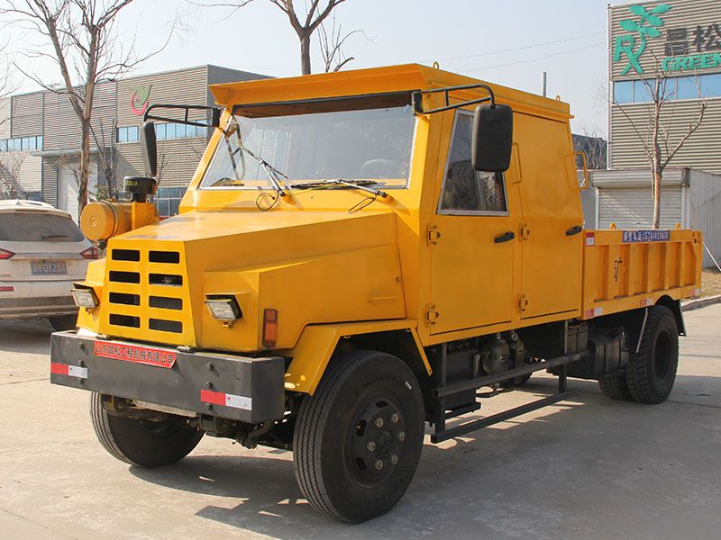 CSQ-5T礦用雙排運(yùn)輸車(chē)